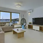 Sail Pjescana Uvala