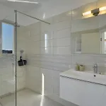 Villa Sail