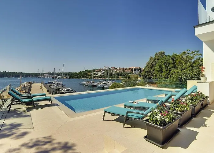 Sail * פיישצ'נה אובלה